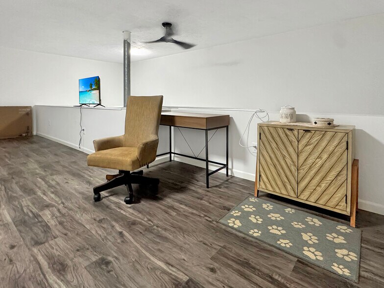 More Photos Of 1728 Sadler St, Sandusky Warehouse For Sale