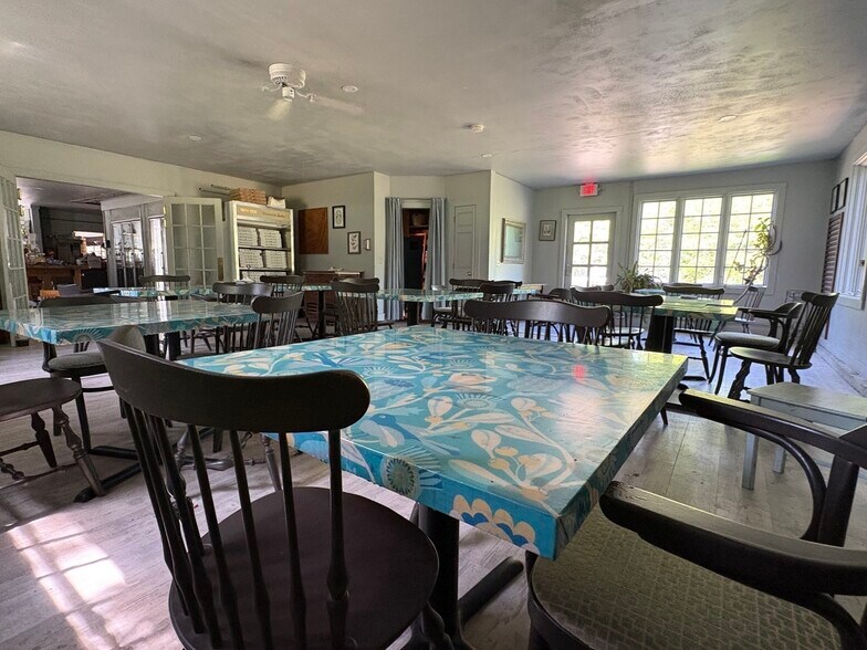 More Photos Of 432 Main Rd, Chesterfield Restaurant For Sale