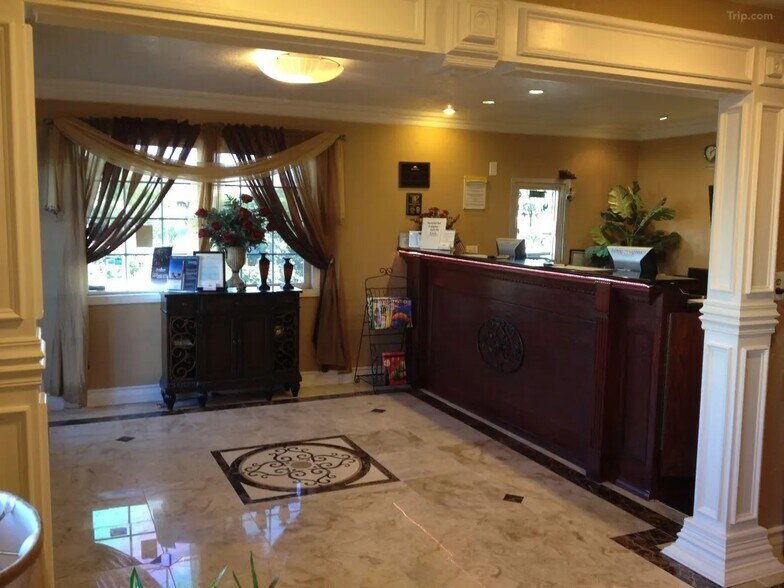More Photos Of 15401 Park Ave E, Victorville Hotel For Sale