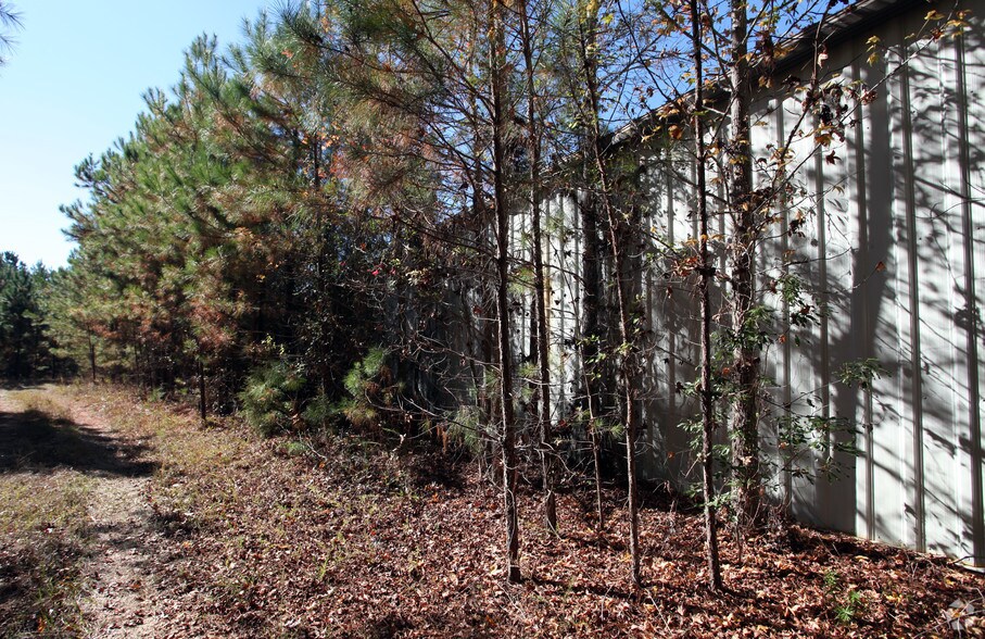 More Photos Of 150 Star Rd, Edgefield Warehouse For Sale
