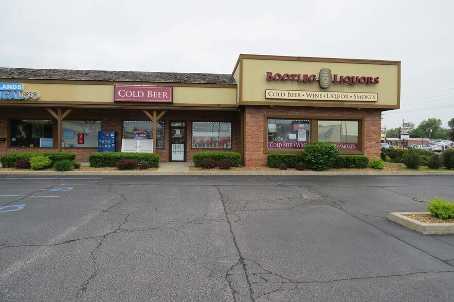 More Photos Of 1815-1957 W Glen Park Ave, Griffith Unknown For Lease