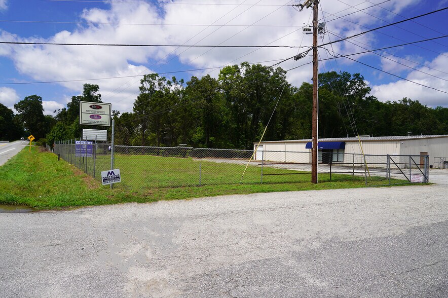 More Photos Of 4102 Highway 29 N, Belton Light Manufacturing For Lease