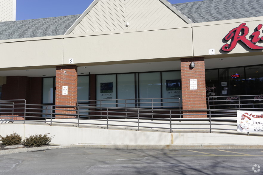 More Photos Of 3-21 Paradise Rd, Salem Unknown For Lease