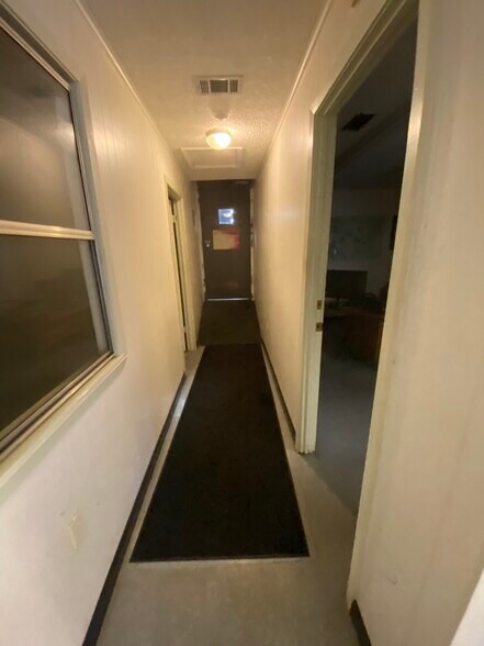 More Photos Of 103 Ella Ave, Shannon Warehouse For Sale