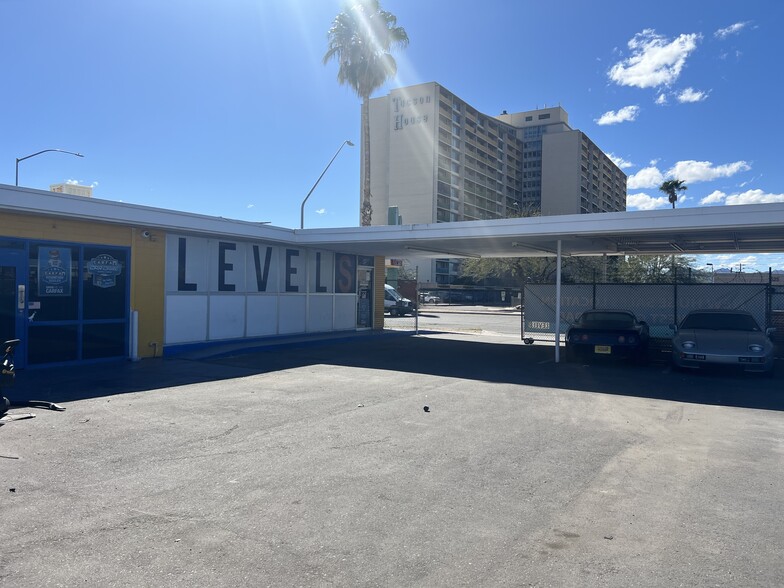 More Photos Of 1500 N Oracle Rd, Tucson Auto Repair For Sale