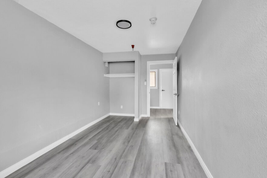 More Photos Of 1006 Lochbrae Rd, Sacramento Assisted Living For Sale
