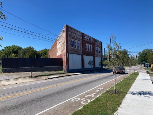 More Photos Of 2200 Glass St, Chattanooga Storefront Retail Residential For Sale