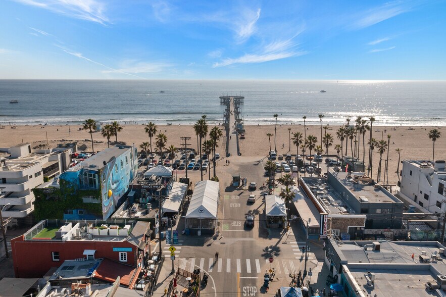More Photos Of 3111 Ocean Front Walk, Marina Del Rey Apartments For Sale