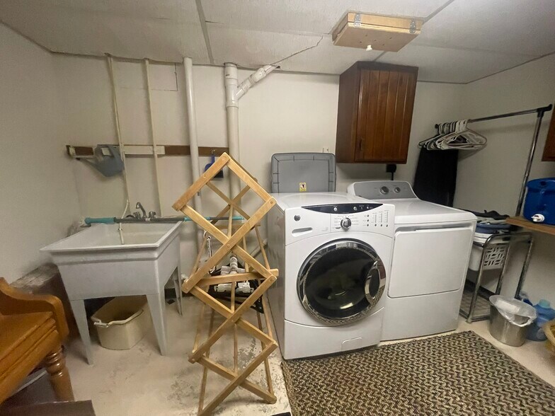 More Photos Of 853 Fairview Rd, Howard Apartments For Sale