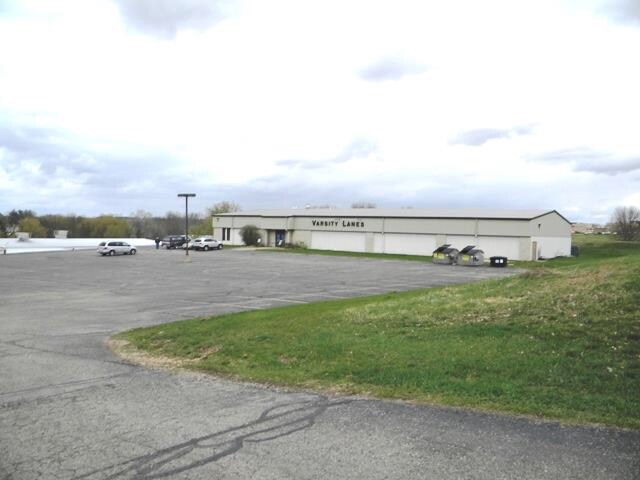 Primary Photo Of 450 S John Paul Rd, Milton Freestanding For Sale