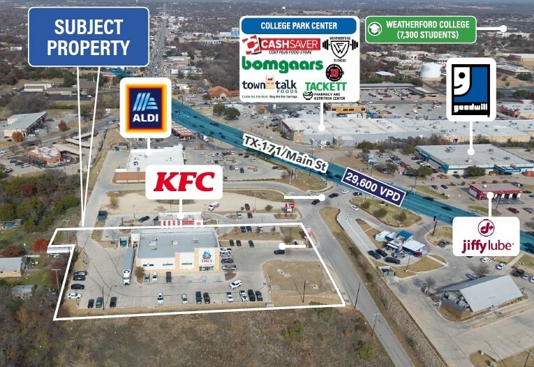 More Photos Of 106 Cleburne Ave, Weatherford Freestanding For Sale