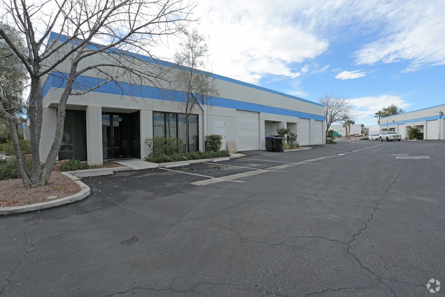 More Photos Of 12 Sunset Way, Henderson Light Manufacturing For Lease