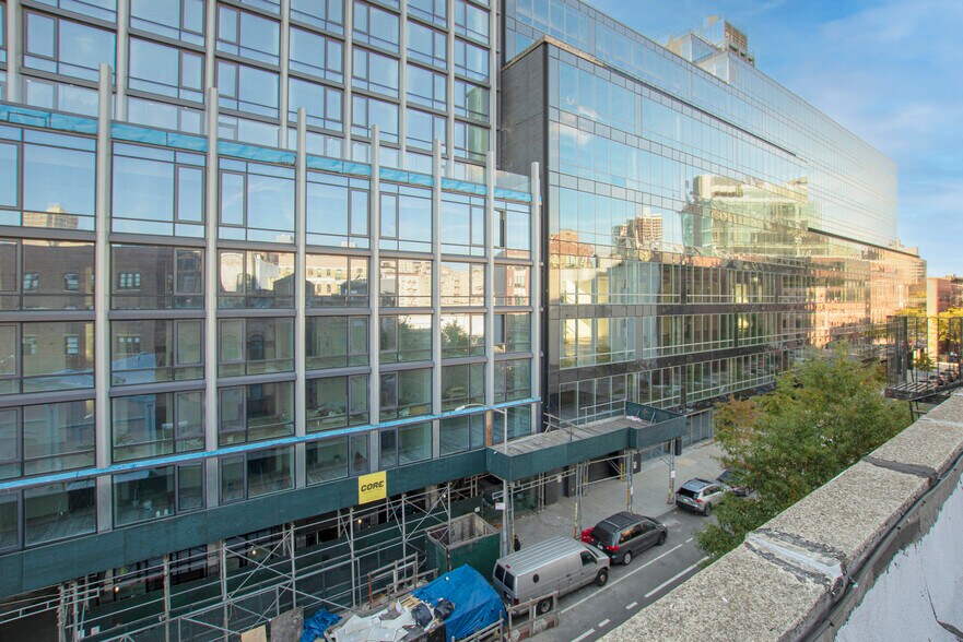 More Photos Of 417 W 126th St, New York Flex For Sale