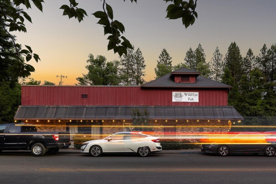 More Photos Of 535 Mill St, Grass Valley Restaurant For Sale