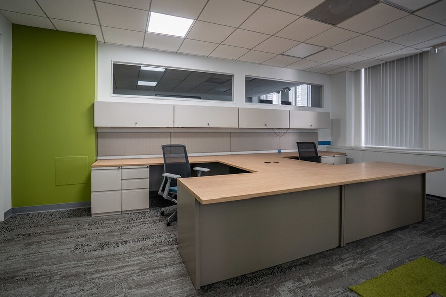 More Photos Of 615 Griswold St, Detroit Office For Lease