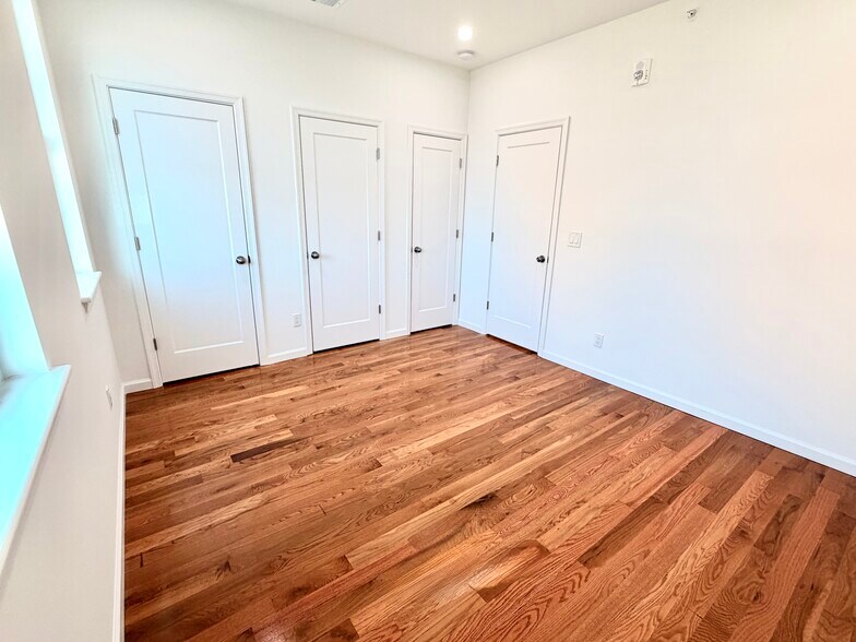 More Photos Of 5352 Cedar Ave, Philadelphia Apartments For Sale