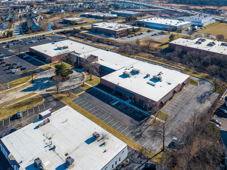 More Photos Of 5350-5360 Keystone Ct, Rolling Meadows Light Distribution For Lease