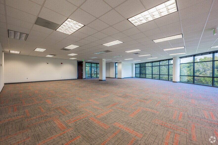 More Photos Of 2400 Presidents Dr, Montgomery Office For Lease