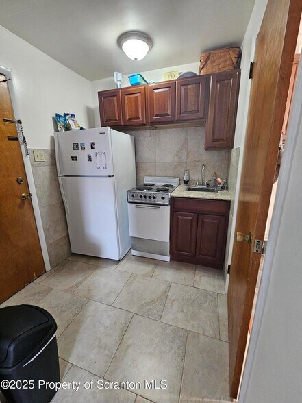 More Photos Of 629 Clay Ave, Scranton Apartments For Sale