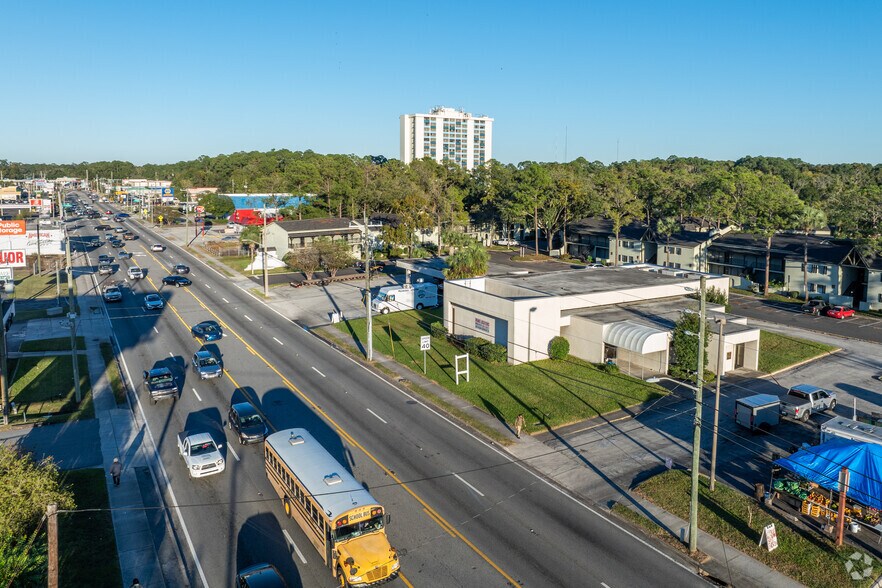 More Photos Of 5730 University Blvd W, Jacksonville Restaurant For Lease