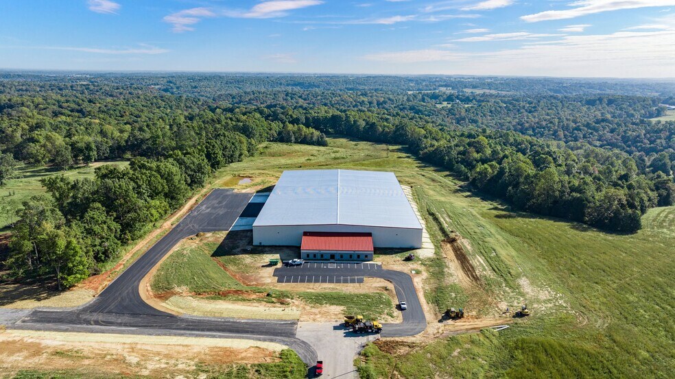 More Photos Of 55 Bagwell Blvd, Scottsville Warehouse For Lease