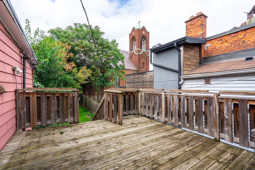 More Photos Of 299 James St N, Hamilton Storefront Retail Residential For Sale