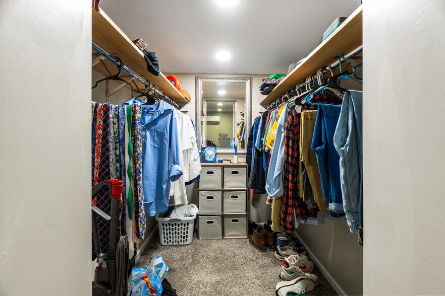 More Photos Of 217 W 28th St, Buena Vista Apartments For Sale