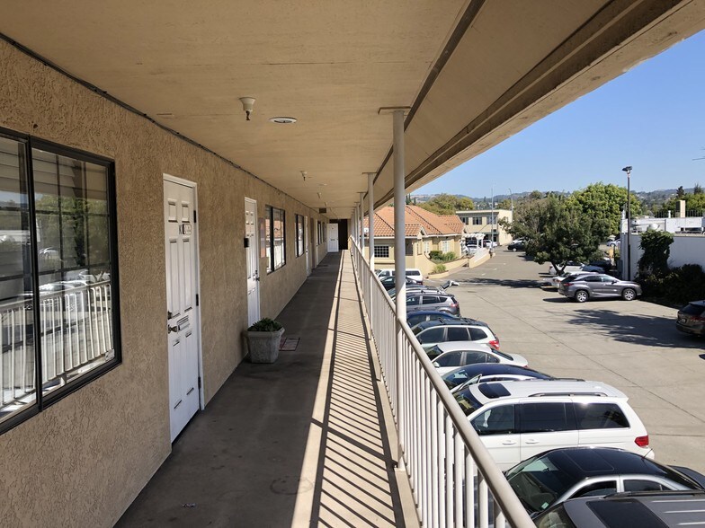 More Photos Of 3553 Castro Valley Blvd, Castro Valley Office For Sale