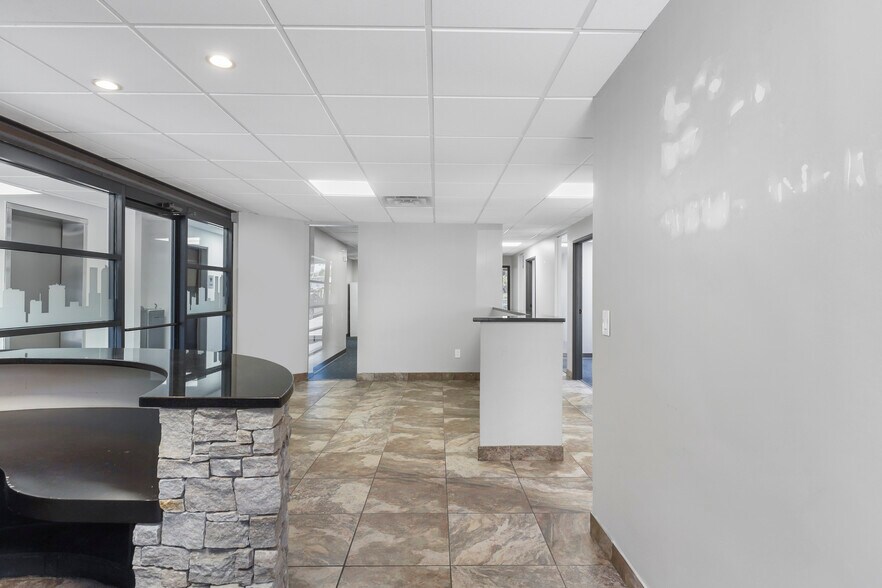 More Photos Of 9025 E Kenyon Ave, Denver Office For Lease