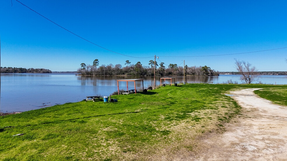 More Photos Of 116 Steinback Ave, Trinity Marina For Sale