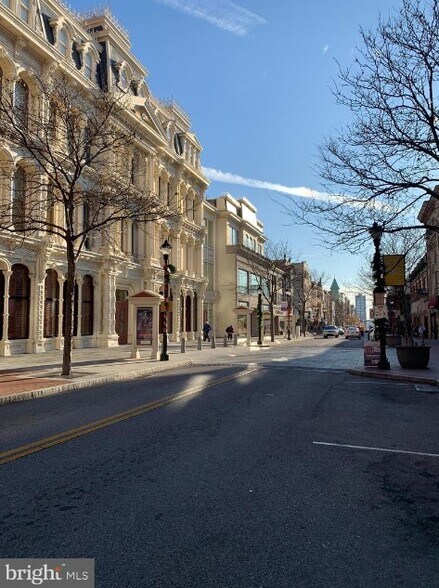 More Photos Of 833 N Market St, Wilmington Office Residential For Sale