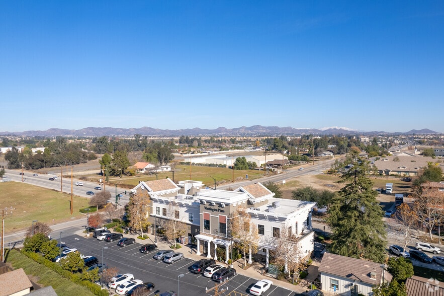 More Photos Of 24619 Washington Ave, Murrieta Office For Lease