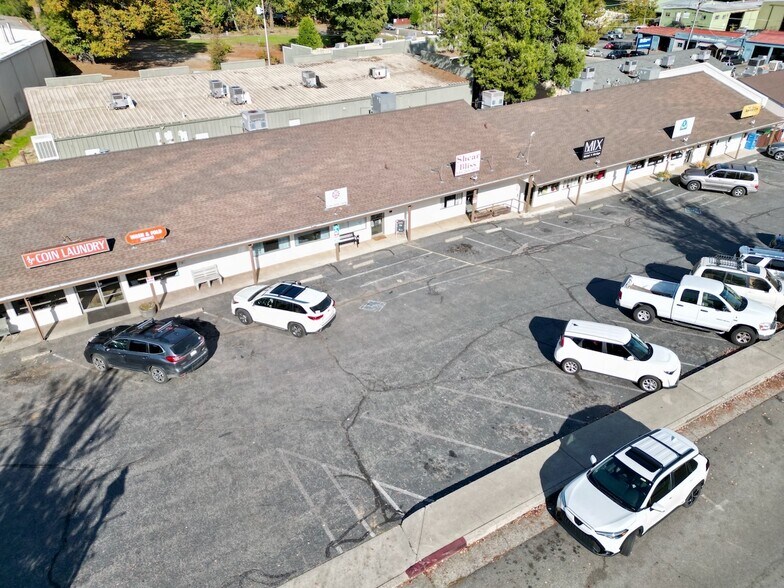 More Photos Of 104-114 Argall Way, Nevada City General Retail For Sale