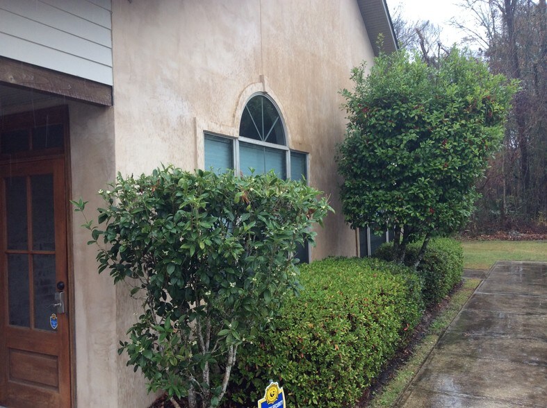 More Photos Of 14635 S Harrell's Ferry Rd, Baton Rouge Office For Sale