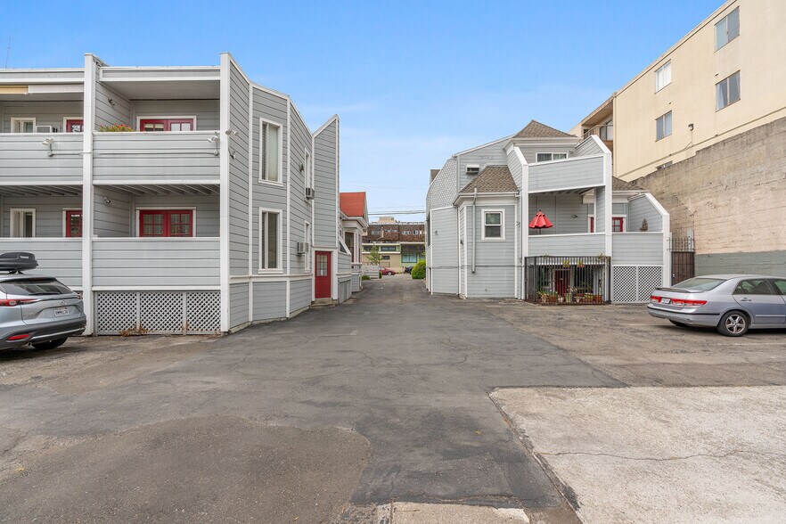 More Photos Of 2424-2428 Dwight Way, Berkeley Medical For Lease