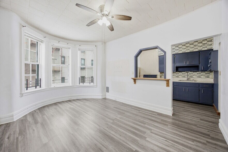 More Photos Of 6067 Putnam Ave, Ridgewood Apartments For Sale