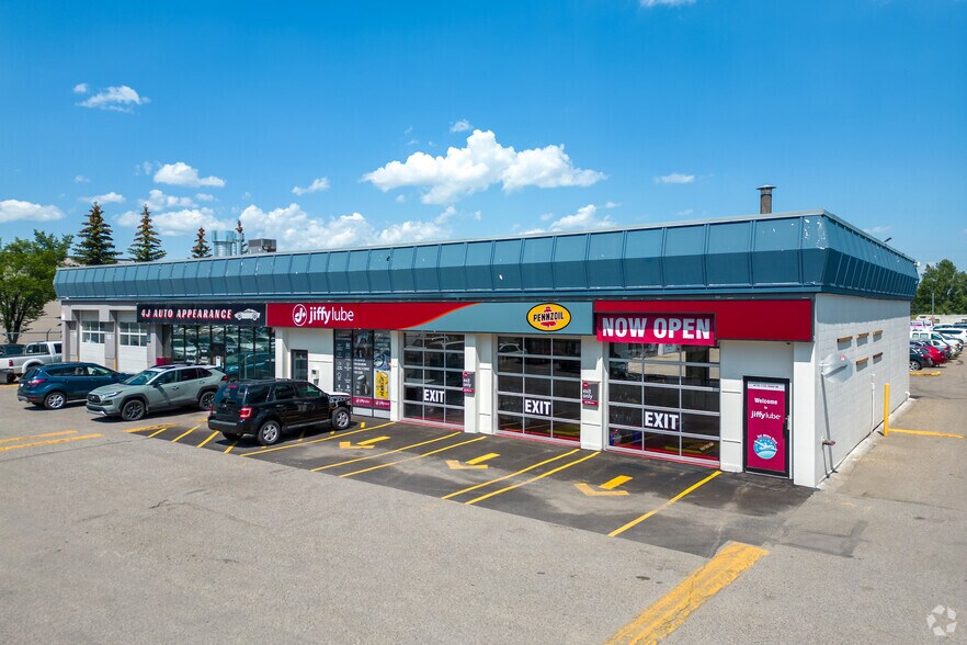 More Photos Of 1725 32nd Ave NE, Calgary Auto Repair For Lease