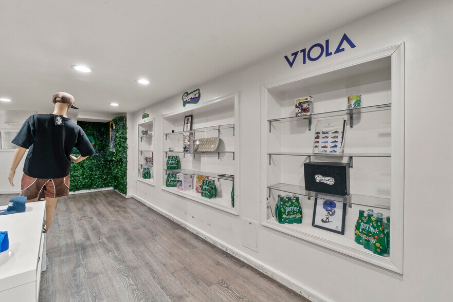 More Photos Of 28 E 25th St, Baltimore Storefront Retail Residential For Sale