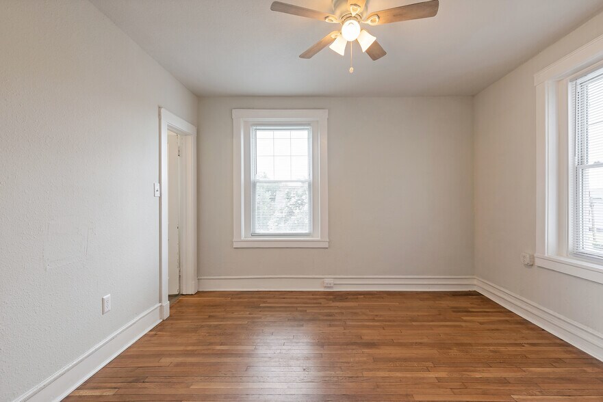 More Photos Of 2400 Barton Ave, Richmond Apartments For Sale