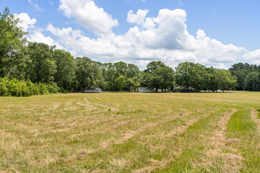 More Photos Of 23425 US Highway 76, Clinton Land For Sale