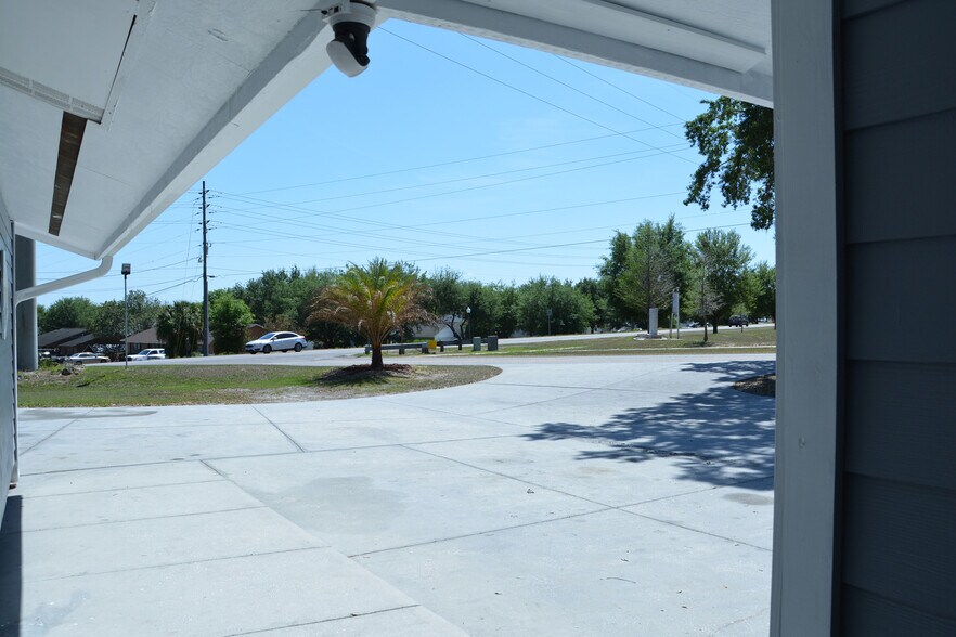 More Photos Of 697 E Anderson Rd, Groveland Storefront Retail Residential For Sale