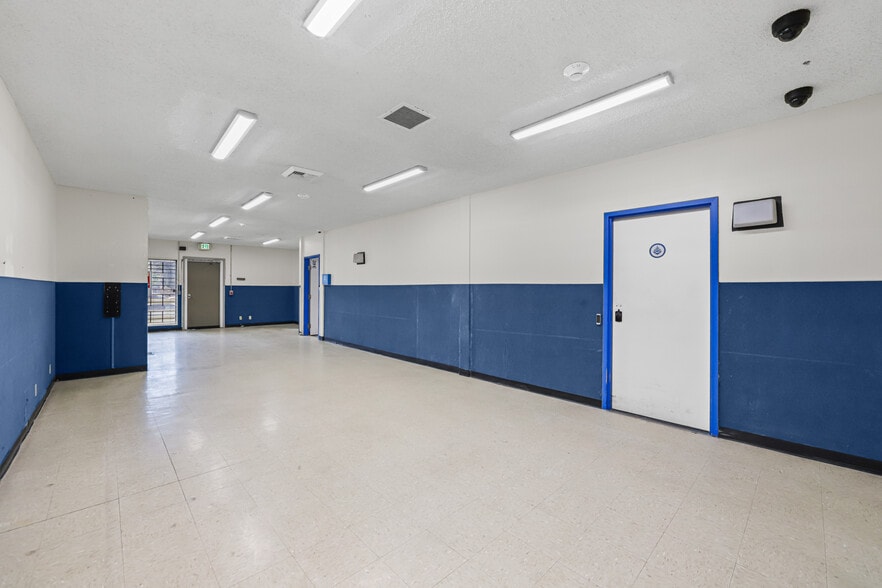 More Photos Of 300 Pendleton Way, Oakland Office For Sale