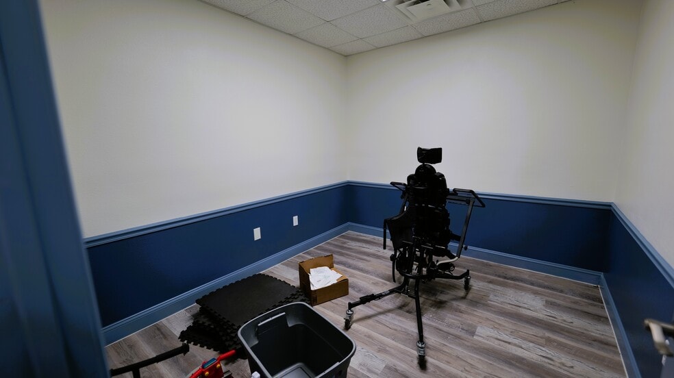 More Photos Of 1750 N 50th St, Tampa Daycare Center For Lease