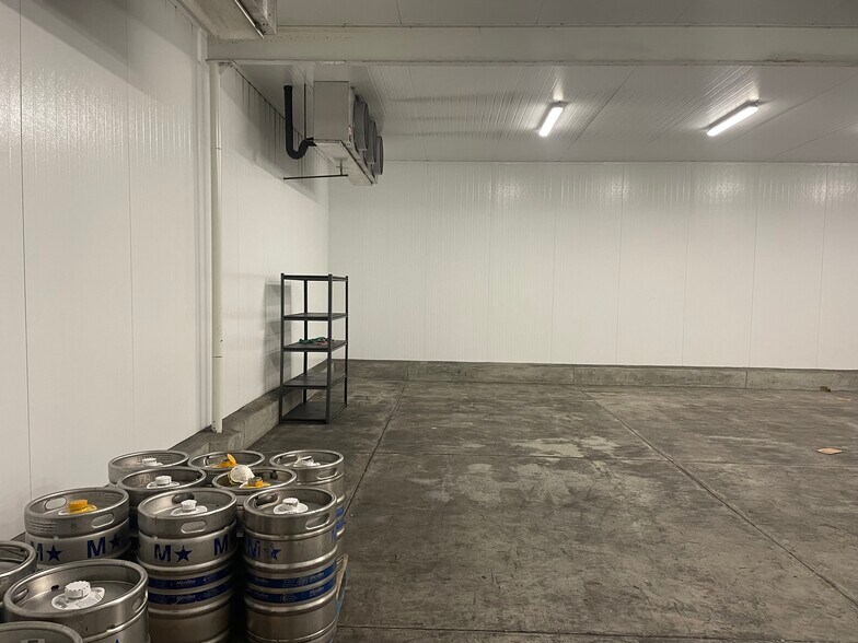 More Photos Of 112 E 22nd St, San Pedro Warehouse For Lease