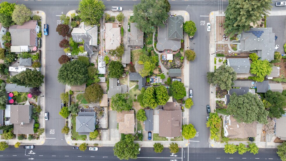 More Photos Of 2123 2nd St, Napa Apartments For Sale