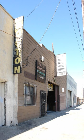Primary Photo Of 1915 S Santa Fe Ave, Los Angeles Manufacturing For Sale