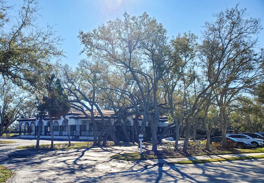 More Photos Of 540-550 Bay Isles Rd, Longboat Key Medical For Lease