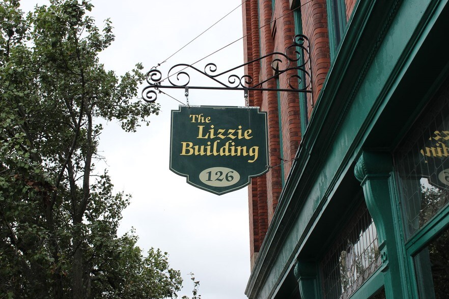 More Photos Of 101 Jeremiah V Sullivan Dr, Fall River Office For Lease