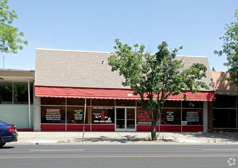 Primary Photo Of 1325 Yosemite Blvd, Modesto Storefront For Sale