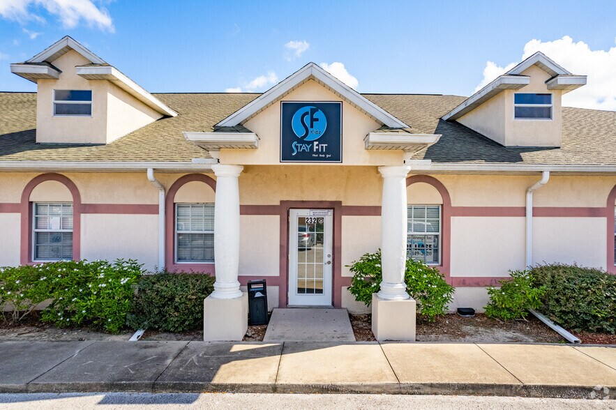More Photos Of 224 Mariner Blvd, Spring Hill Medical For Sale